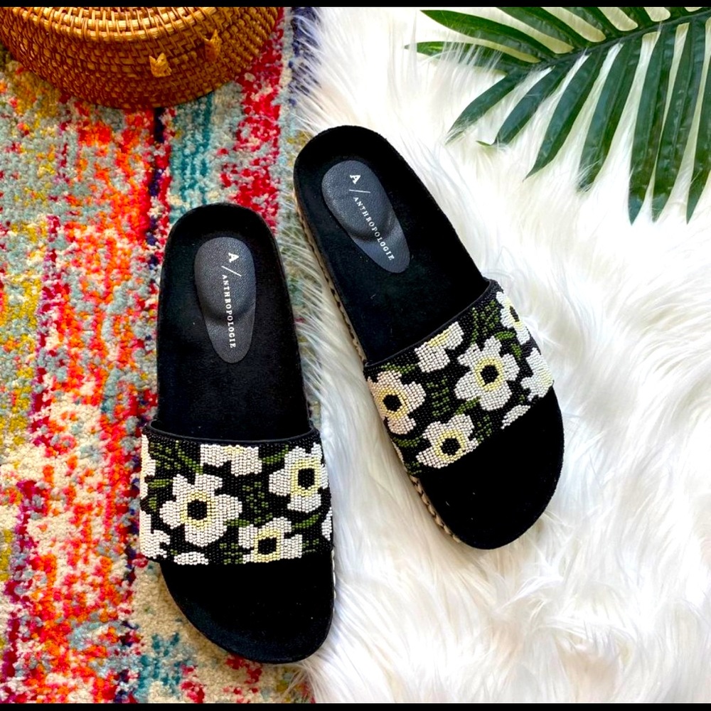 Anthropologie Black White Floral Beaded Slip On Platform Slides Sandals Size 10